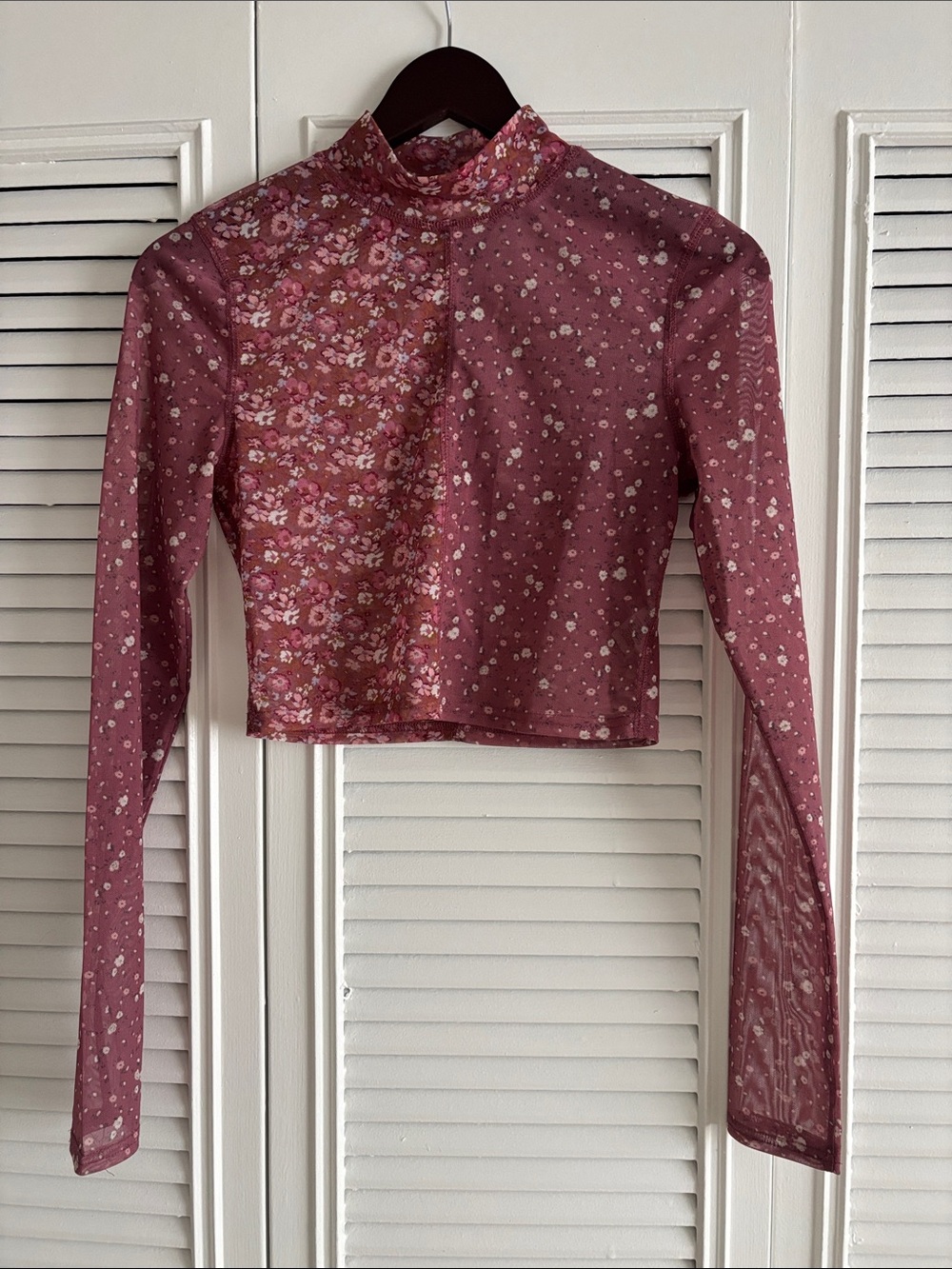 Sheer Floral Mock Neck Long-Sleeve Crop Top - Pink